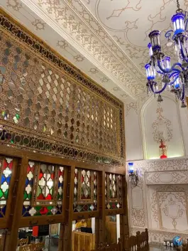 عکس کافه رستوران خانه همدم السلطنه در محله نقش جهان اصفهان 4