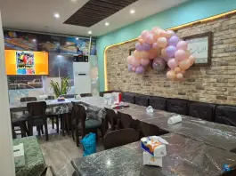 عکس قرمه برگر در وکیل آباد مشهد 6