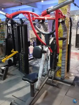 باشگاه بدنسازی اوژن ۲ در محله دریادل مشهد