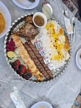 عکس مجموعه پذیرایی تیارام در عنبران طرقبه مشهد 3
