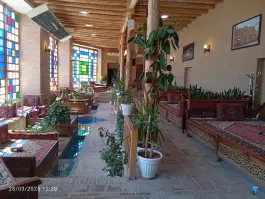 عکس سفره خانه سنتی ننه طاهره در خمین 2