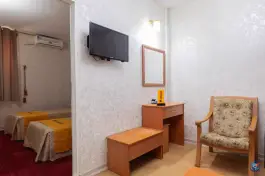عکس تالار و هتل صفا در محله گذر قلعه قم 3