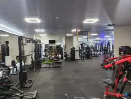 عکس باشگاه بدنسازی بادی در محله درکی شیراز 5