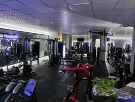عکس باشگاه بدنسازی بادی در محله درکی شیراز 10