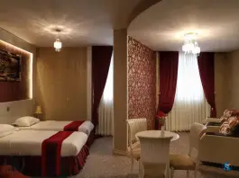 عکس هتل استقلال در محله رضویه قم 3