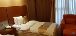 عکس هتل بزرگ تهران شعبه ۲ در محله ولیعصر تهران 8
