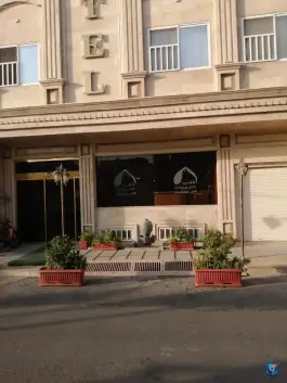 عکس هتل کاظمین در محله میدان نو قم 2