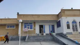 عکس استخر هلال احمر لارستان 2