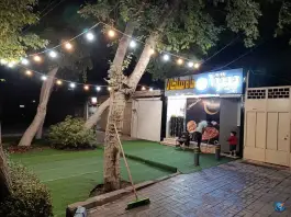 عکس پیتزا ماه سلطان در محله سفلی اصفهان 6