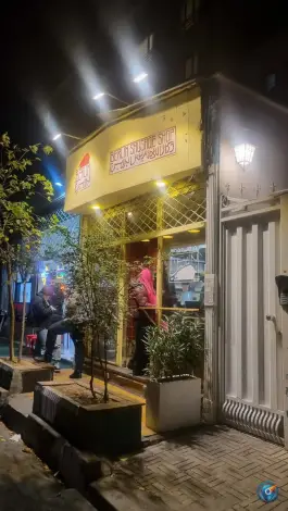 عکس دکان سوسیس برلین در خردمند شمالی تهران 8