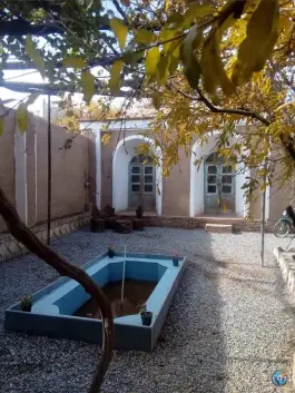 عمارت دلگشا، اقامتگاه بومگردی در ماهان