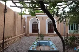 عکس عمارت دلگشا، اقامتگاه بومگردی در ماهان 2