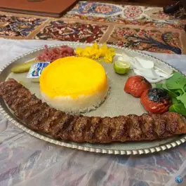 عکس عمارت ققنوس در محله دشت آزادگان تهران 3