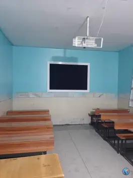 عکس دبستان دخترانه فرزانگان در نصرآباد 2