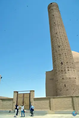 عکس کاروانسرای شاه عباسی برسیان، جاده زیار، اصفهان 8