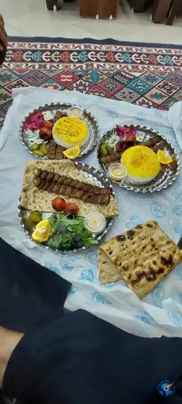 عکس کباب سرا تخت جمشید، محله حنیف نژاد، قم 5