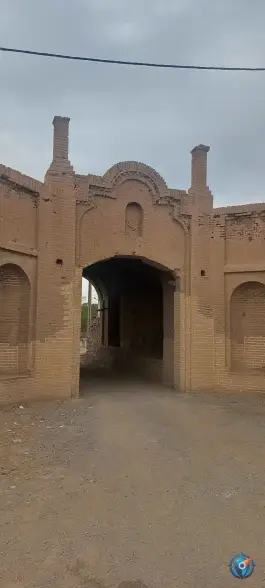 عکس کاروانسرای آجری علی آباد قم 2