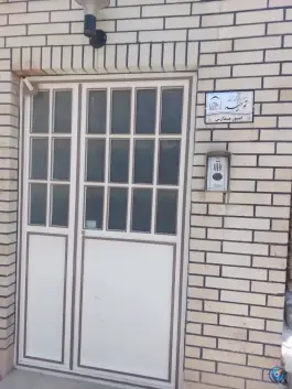 ساختمان امور اداری و حسابداری کل مدرسه توحید، محله پانزده خرداد قم