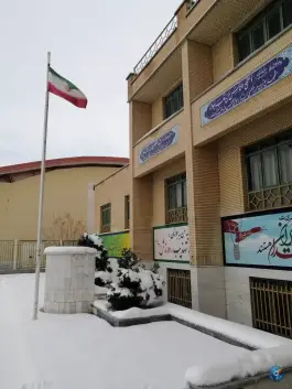 دبیرستان محمدی کاشانی، محله نخودی، قم