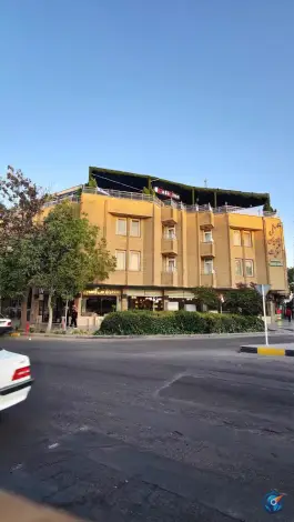 هتل پارسیان سوئیت در محله آیینه خانه اصفهان