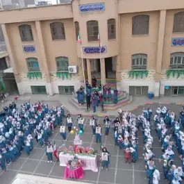 عکس دبیرستان محمدی کاشانی، محله نخودی، قم 7
