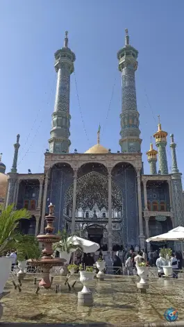 ایوان آینه صحن اتابکی در محله ارم قم
