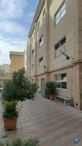 عکس دانشکده شیمی دارویی دانشگاه علوم پزشکی آزاد اسلامی تهران در میرداماد 2