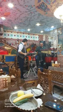 عکس سفره خانه جلفا در جوادیه تهران 9