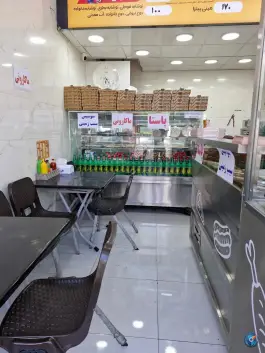 عکس فست فود دولپی در محله زیبادشت تهران 2