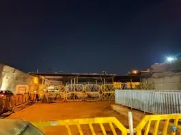 عکس پارکینگ عمومی در محله بهارستان شیراز 2
