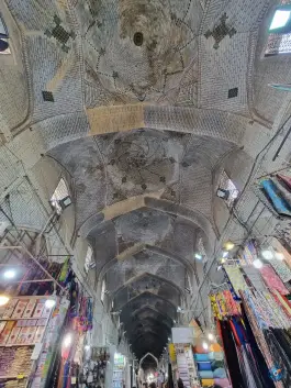 عکس بازار وکیل در محله گود عربان شیراز 2