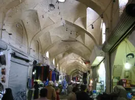 عکس بازار وکیل در محله گود عربان شیراز 8
