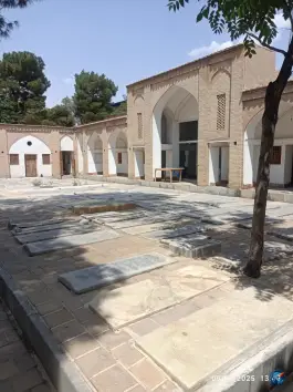 عکس مقبره بی بی مریم بختیاری در محله تخت فولاد اصفهان 10