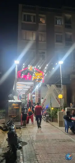 ساندویچی پارسا در محله بیست متری امام خمینی شیراز