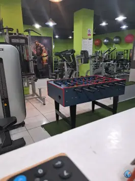 باشگاه ورزشی تکامل در محله شیخ اشراق اصفهان