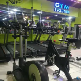 عکس باشگاه ورزشی تکامل در محله شیخ اشراق اصفهان 3