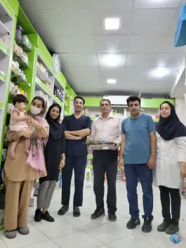 عکس داروخانه دکتر مهرنوش طاهرخانی در محله مرکزشهر تاکستان 2