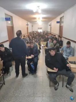 هنرستان خوارزمی، محله هزار جریب اصفهان