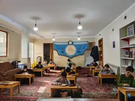 عکس مدرسه ایمان ماندگار در محله بازار تهران 6