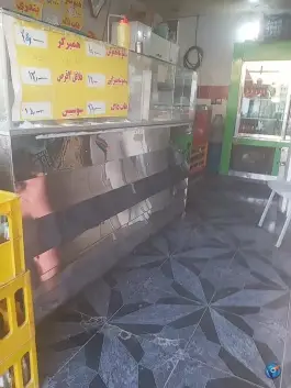 ساندویچ و فلافل علی در شهر قائم قم