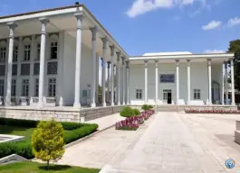 هنرستان هنرهای زیبای پسران در محله شاهزاده ابراهیم اصفهان