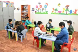عکس مجتمع تعلیمی و تربیتی شاکرین در محله نصر شیراز 10