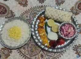 عکس غذای بیرون بر خوان پارسی در محله فلسطین شیراز 7