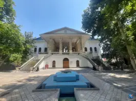 عکس عمارت باغ فردوس در شمیرانات 5