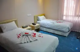 عکس هتل علمدار بافق 4