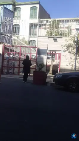 عکس مرکز تحقیقات سرطان پستان معتمد جهاد دانشگاهی در خیابان انقلاب تهران 3