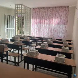 عکس دبیرستان نیک دخت در رجایی شهر کرج 2