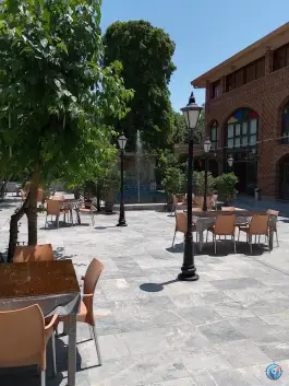 عکس باغ رستوران عمارت پایپار، شهرک آپادانا تهران 7