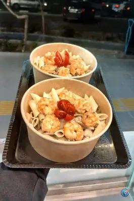 نودل بار گره در محله هنرستان مشهد