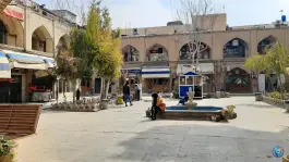 عکس سرای تاریخی منجم در محله بازار اصفهان 2